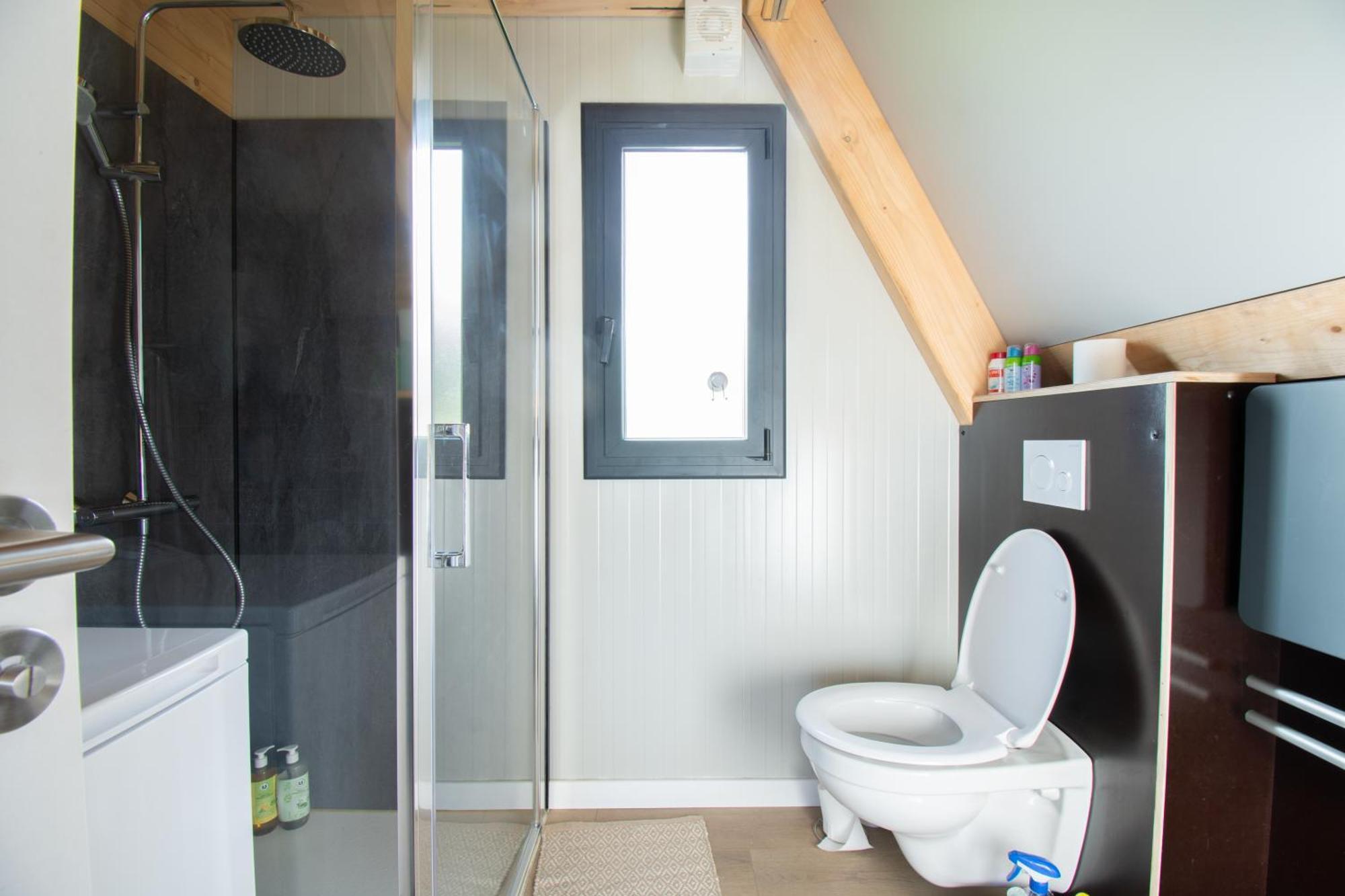 Le Tipi Bleu Tiny House Neuve Avec Terrasse Et Jardin Villa กามาเร-โซร์-แม ภายนอก รูปภาพ