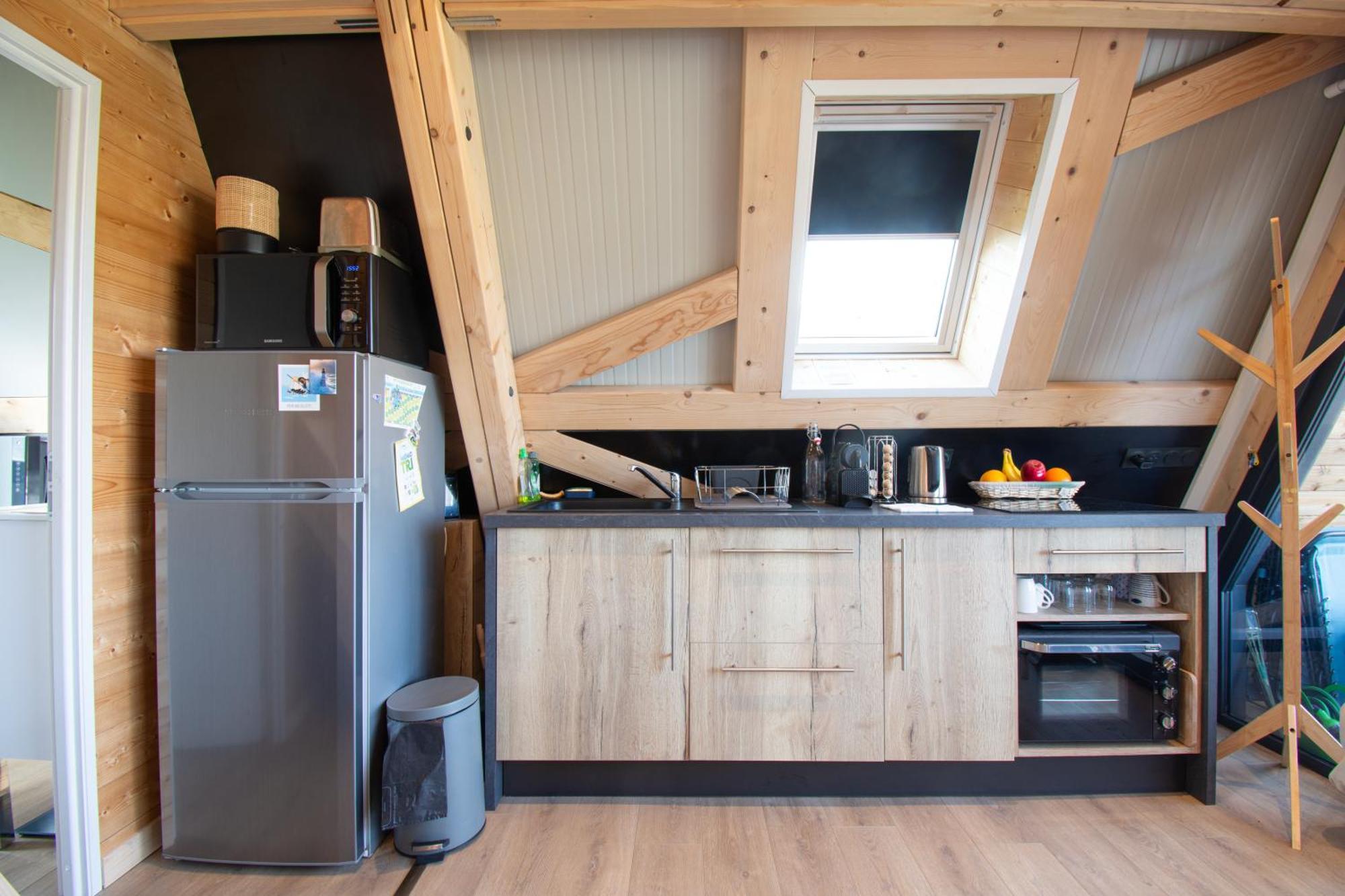 Le Tipi Bleu Tiny House Neuve Avec Terrasse Et Jardin Villa กามาเร-โซร์-แม ภายนอก รูปภาพ
