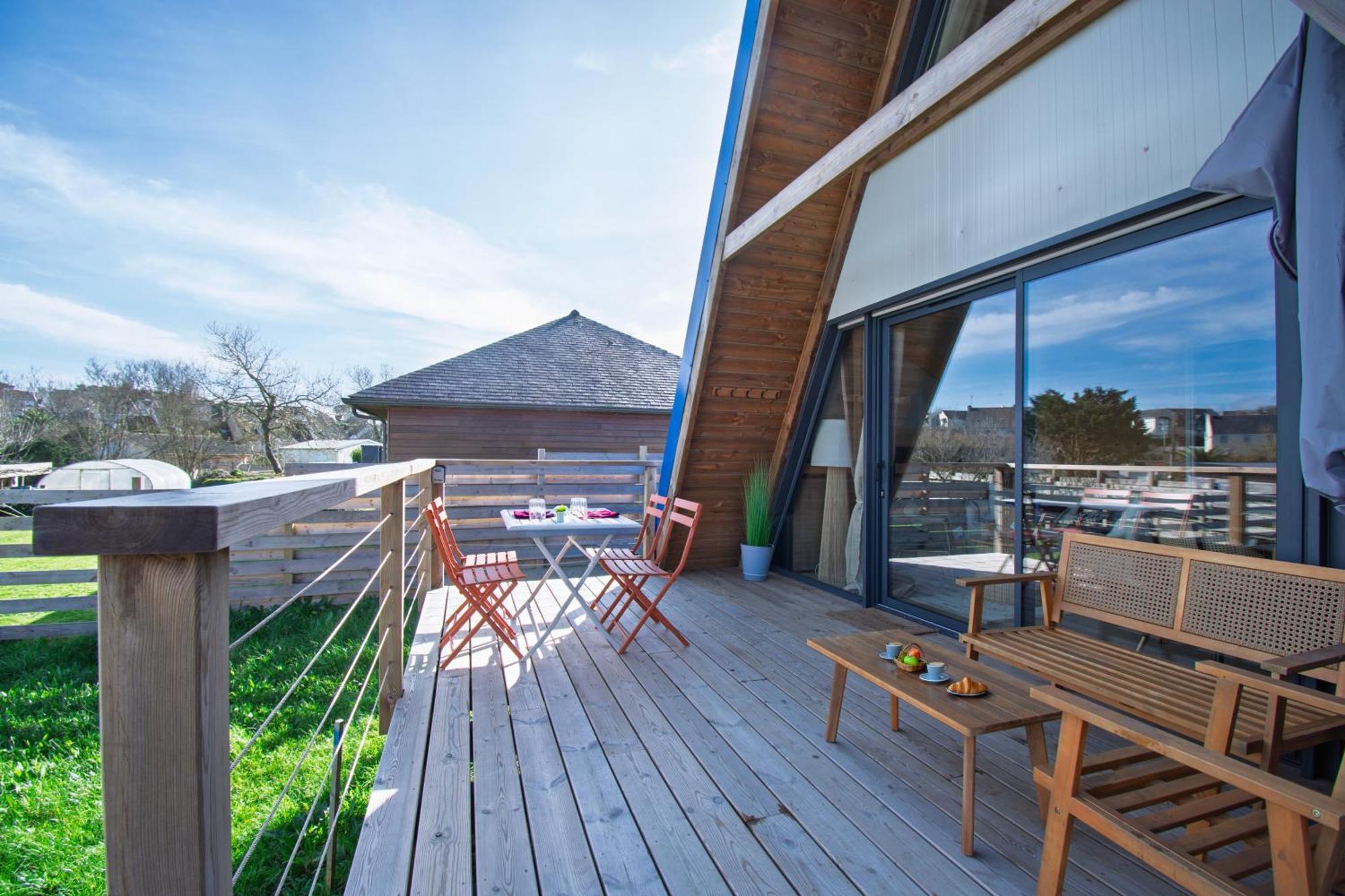 Le Tipi Bleu Tiny House Neuve Avec Terrasse Et Jardin Villa กามาเร-โซร์-แม ภายนอก รูปภาพ